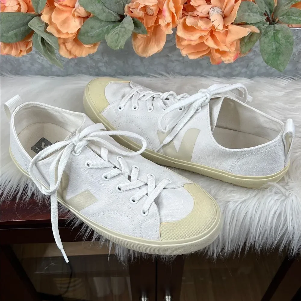 Veja Nova Low Top Sneakers Size 11